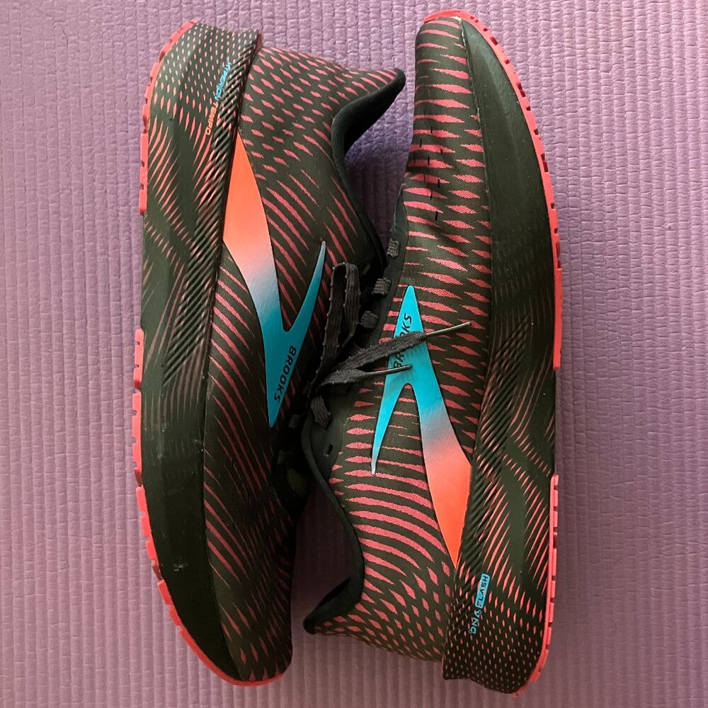 Like New Brooks Hyperion Tempo Running Sneaker Shoes